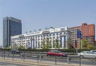 山东芙丝水进口水报价单